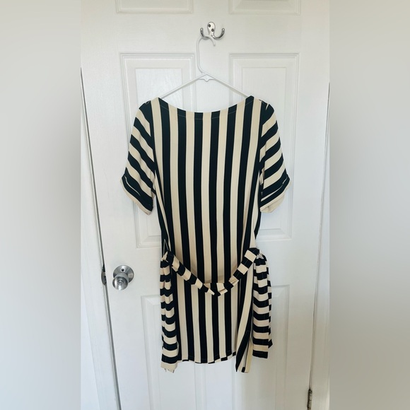 BCBG Max Azria Black White Pinstriped Dress - Picture 2 of 10